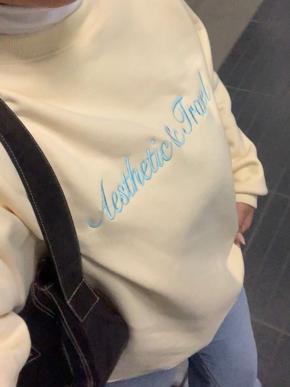 Butter Yellow Sweatshirt — Oversize Fit, Aesthetic & Travel